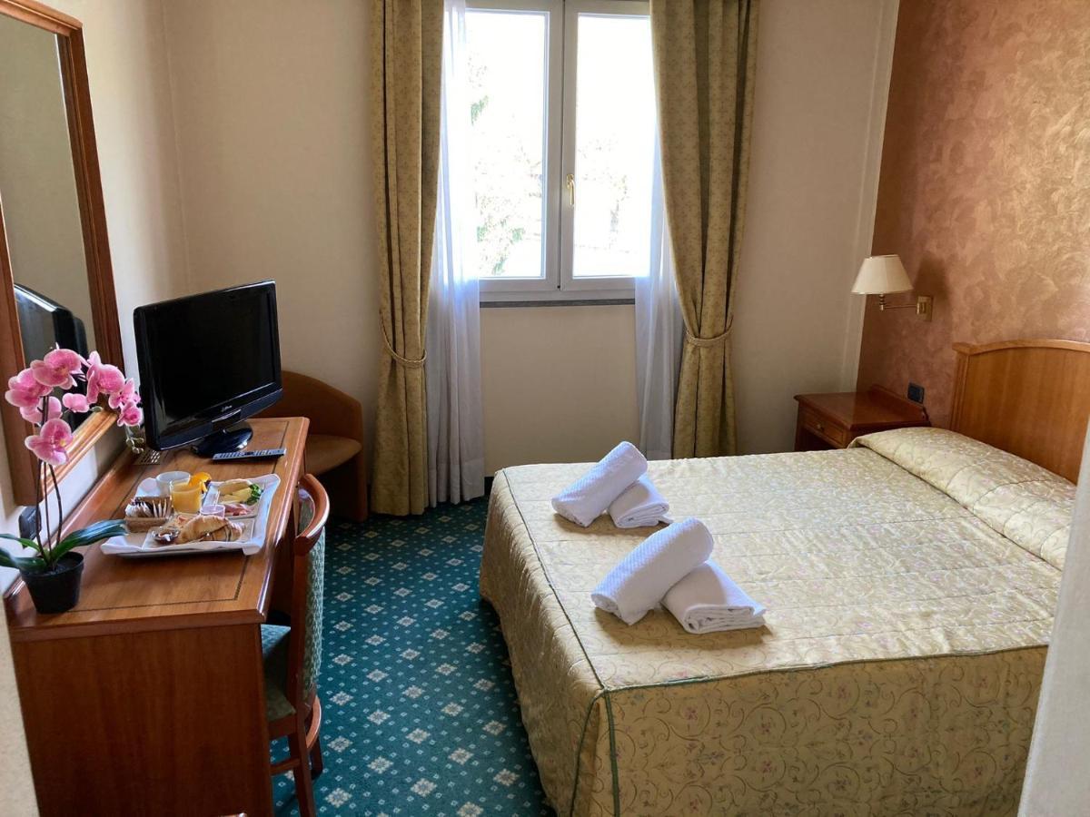 Hotel Visconti Melzo Eksteriør bilde